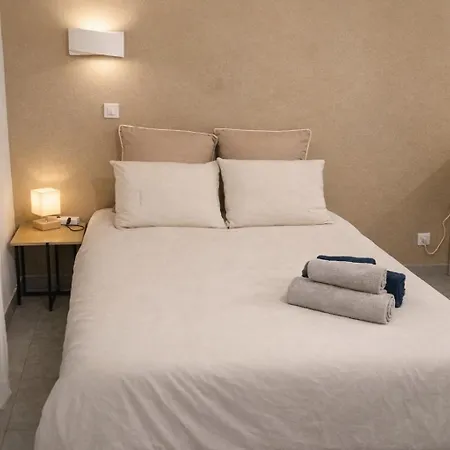 Pleasant, Cozy With Pool 2 Mins From Montpellier