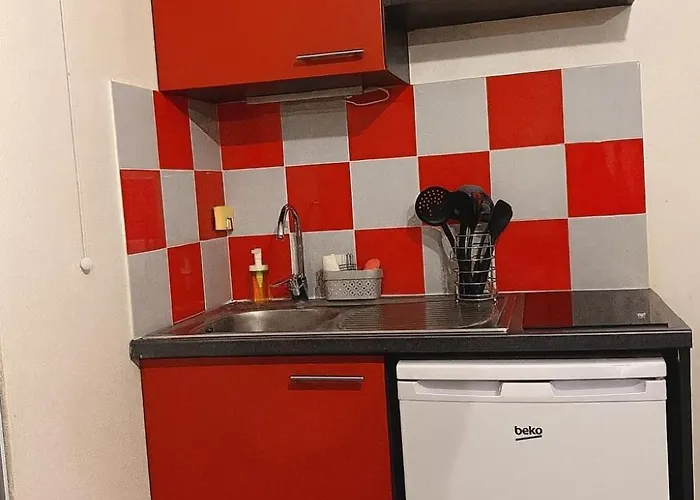 Pleasant, Cozy With Pool 2 Mins From Montpellier Lägenhet *