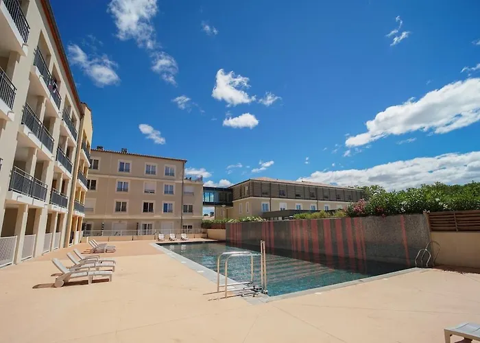 Pleasant, Cozy With Pool 2 Mins From Montpellier